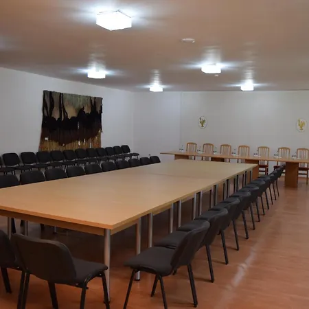 почивна база орлица 2* Pamporovo