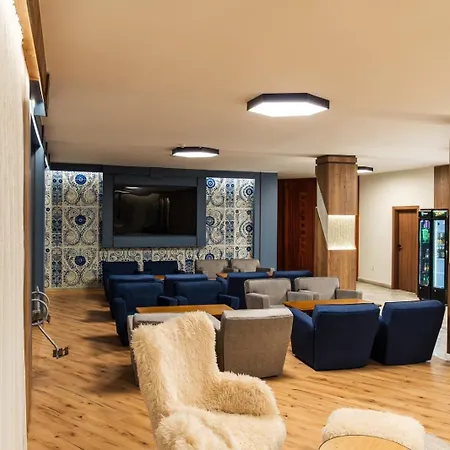 Hotel почивна база орлица